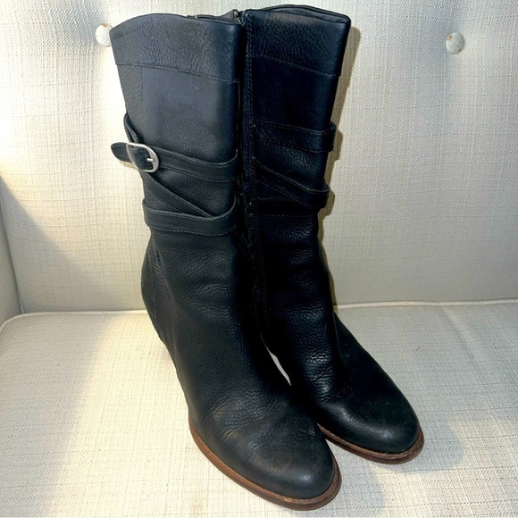 UGG Caroline High Heel Black Leather Side Zip Winter Boots Womens Sz 9M - Picture 1 of 11